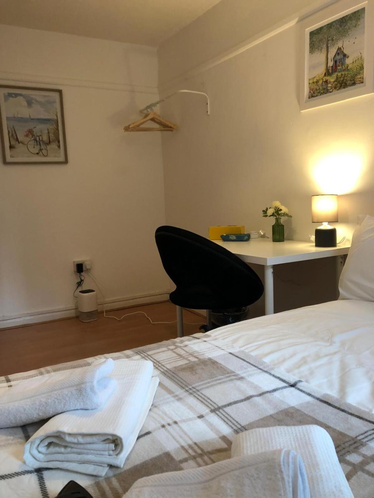 Comfy Private Bedrooms Near O2 Forum Kentish Town, Camden Londyn Zewnętrze zdjęcie